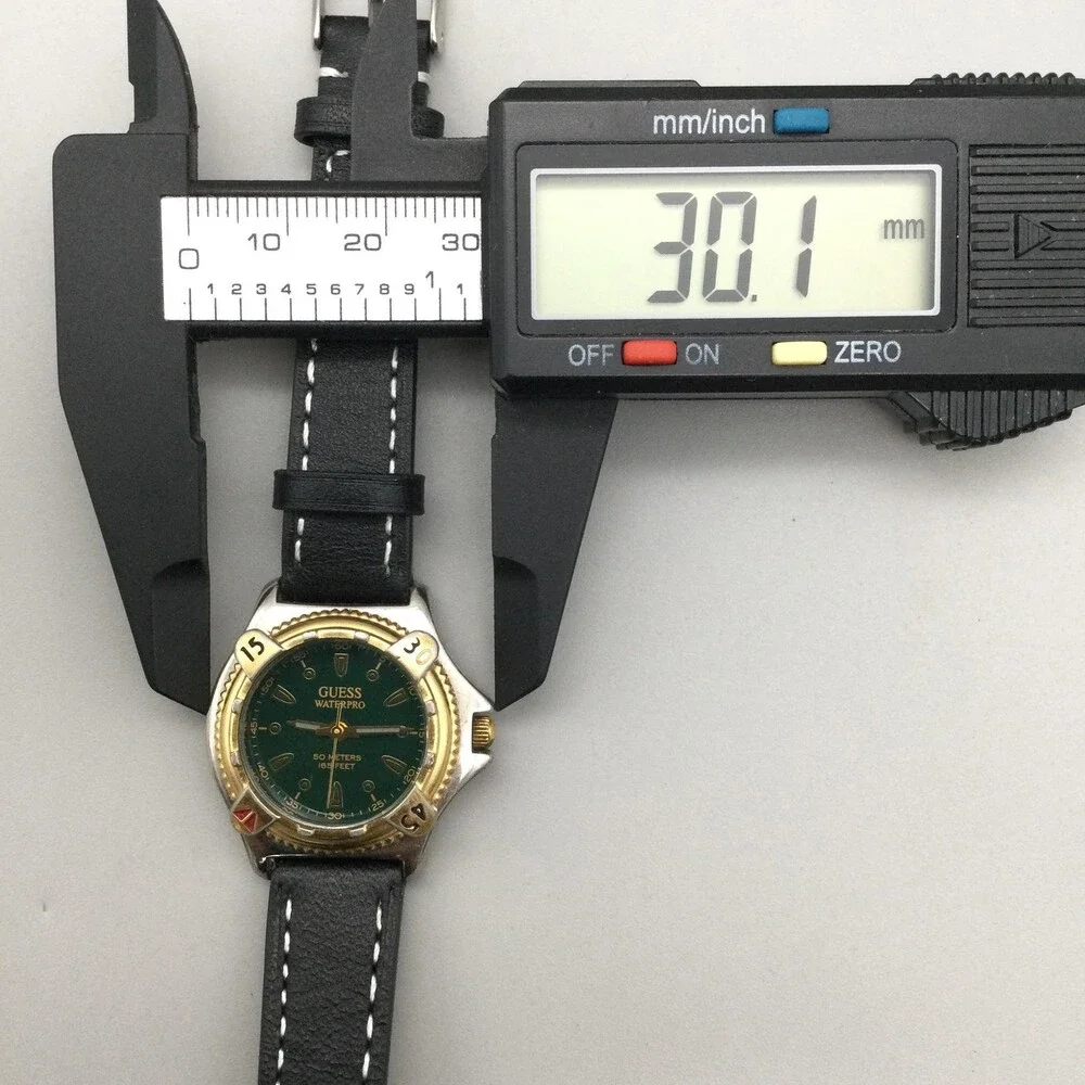 Vintage Guess Waterpro 1989 Womens Watch 30mm Green Dial Leather New Battery